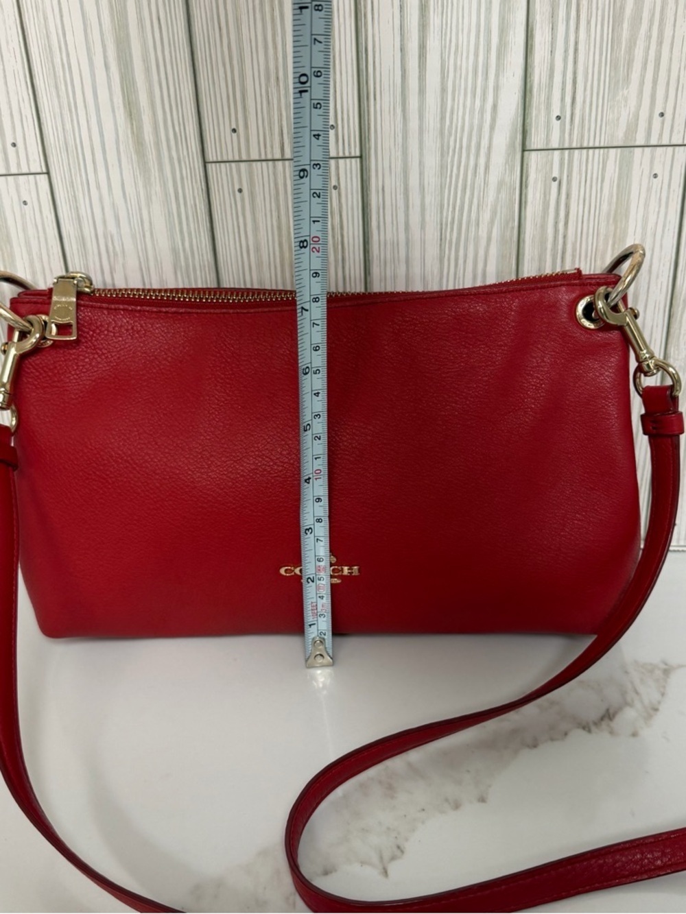 Coach Red Pebbled Leather Crossbody Shoulder Bag Gold Hardware Zip Top - Picture 5 of 11